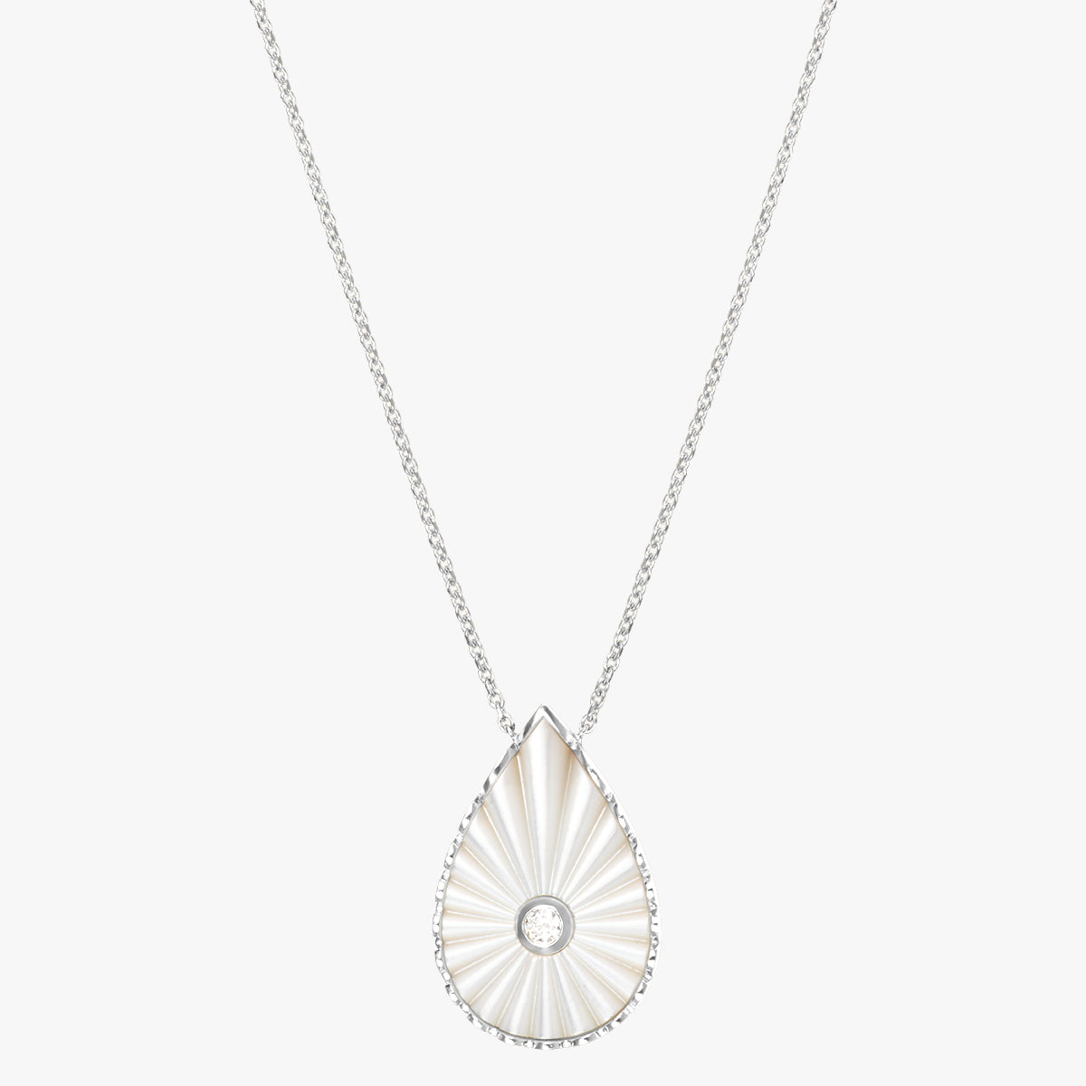 Collier Nacre Myrtho (Grand modèle)