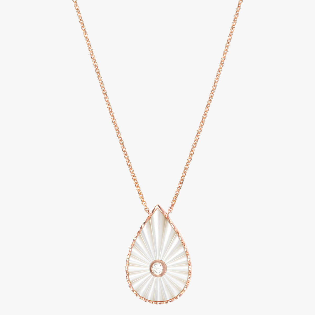 Collier Nacre Myrtho (Grand modèle)